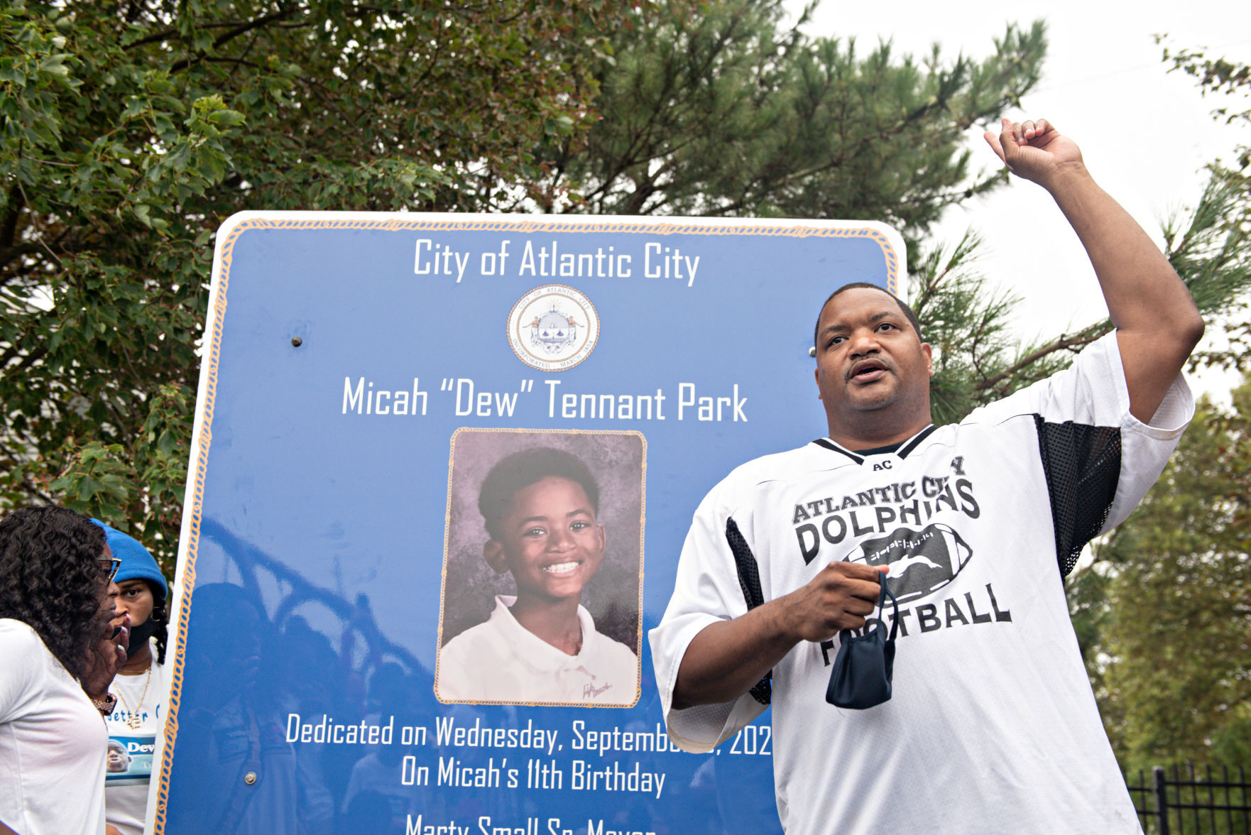 091020_nws_micah